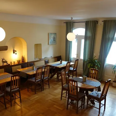 Rose 3* Weißenburg in Bayern